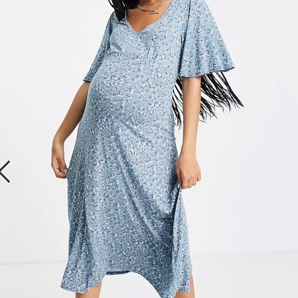 New Look Dresses & Skirts - NWT New Look Maternity Dress -  Size 12